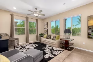 Photo #3: 6112597 Listing 