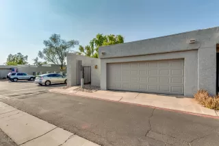 Photo #2: 6112663 Listing