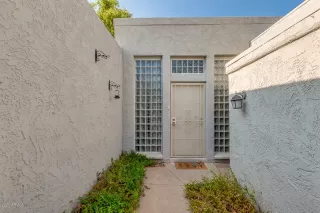 Photo #3: 6112663 Listing