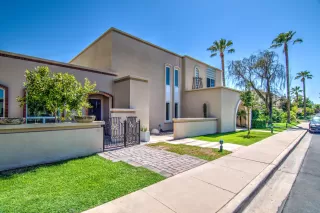 Photo #2: 6112730 Listing