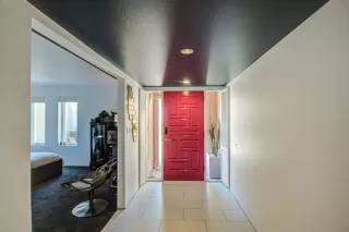 Photo #4: 6112730 Listing