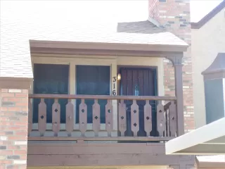 Photo #2: 6112745 Listing