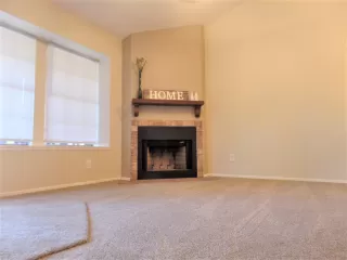 Photo #4: 6112745 Listing