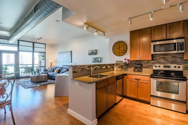 MLS: 6112811 Condo For Sale