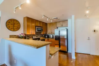 Photo #2: 6112811 Listing