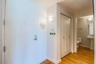 Photo #4: 6112811 Listing