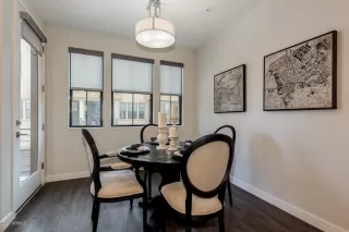 Photo #6: 6112863 Listing