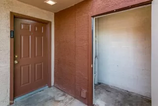 Photo #3: 6112922 Listing