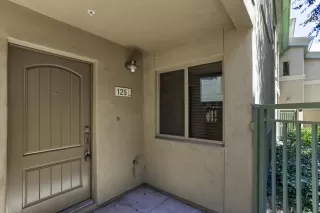 Photo #5: 6113115 Listing