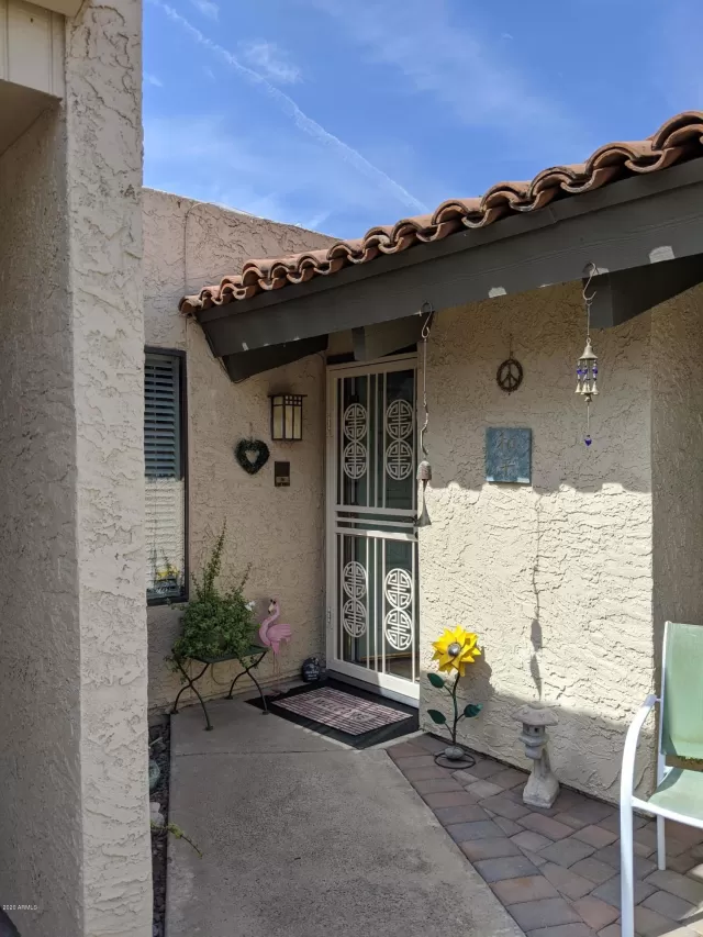 MLS: 6113230 Condo For Sale