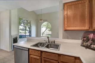 Photo #6: 6113383 Listing
