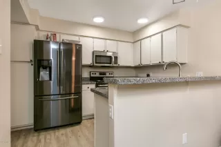 Photo #6: 6113384 Listing