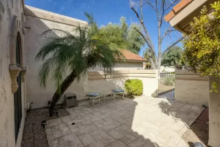 Photo #1: 6113402 Listing