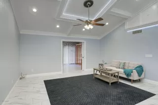 Photo #3: 6113402 Listing