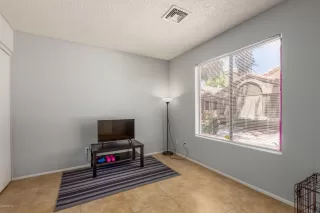 Photo #4: 6113445 Listing