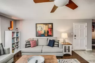 Photo #3: 6113542 Listing