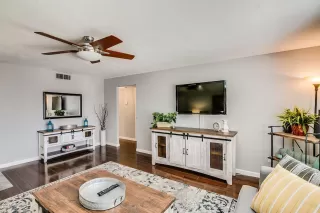 Photo #4: 6113542 Listing