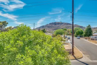 Photo #3: 6113571 Listing