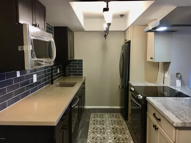MLS: 6113681 Condo For Sale