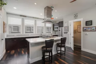 Photo #2: 6113777 Listing 