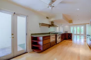 Photo #2: 6113870 Listing 