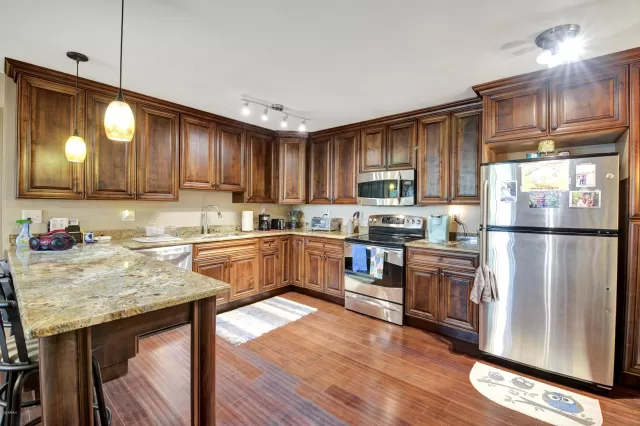 MLS: 6114113 Condo For Sale