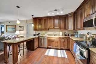 Photo #1: 6114113 Listing