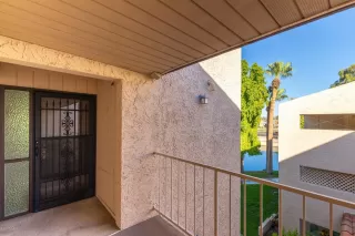 Photo #2: 6114319 Listing 