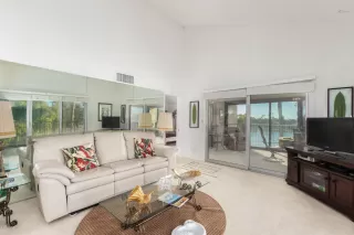 Photo #6: 6114319 Listing 