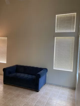 Photo #5: 6114347 Listing