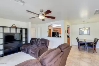 Photo #2: 6114357 Listing