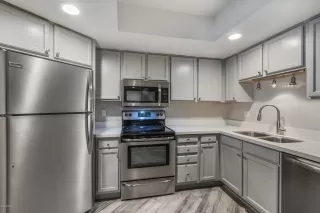 Photo #5: 6114363 Listing