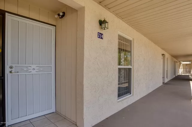 MLS: 6114435 Condo For Sale