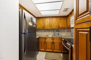 Photo #3: 6114435 Listing 