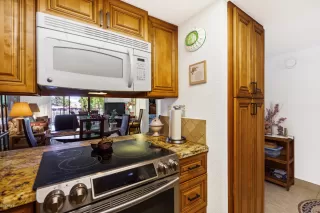 Photo #5: 6114435 Listing 