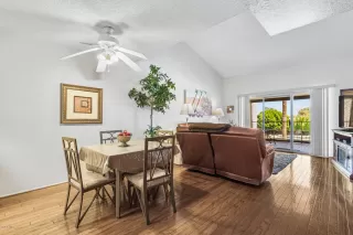 Photo #6: 6114462 Listing 