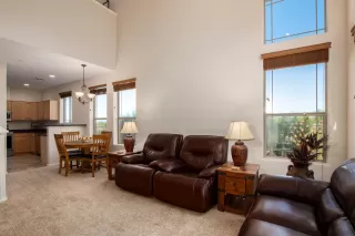 Photo #2: 6114580 Listing 