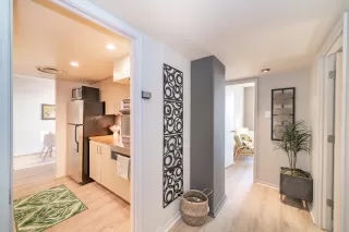 Photo #3: 6114901 Listing