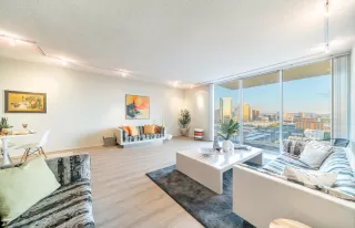 Photo #4: 6114901 Listing