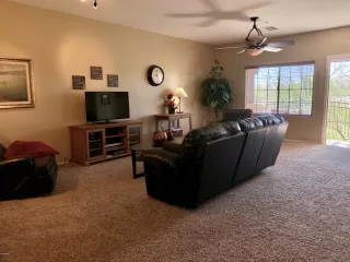 Photo #5: 6114966 Listing 