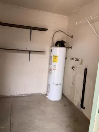 Photo #3: 6115029 Listing