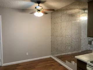 Photo #4: 6115029 Listing