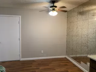 Photo #6: 6115029 Listing