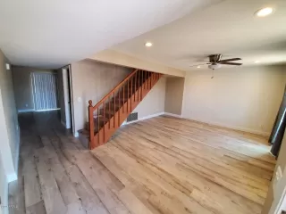 Photo #3: 6115120 Listing