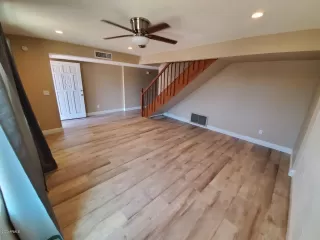 Photo #4: 6115120 Listing