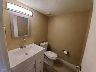 Photo #6: 6115120 Listing