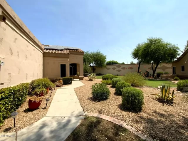 MLS: 6115214 Condo For Sale