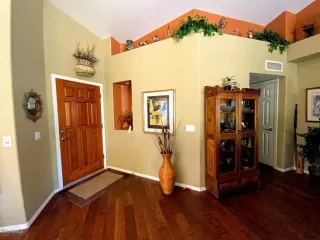 Photo #2: 6115214 Listing