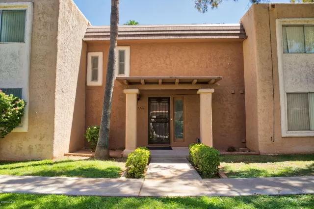 MLS: 6115336 Condo For Sale