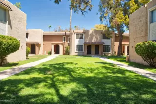 Photo #2: 6115336 Listing